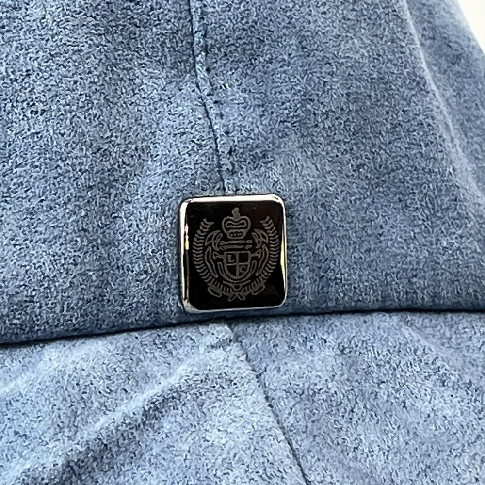 Liz Claiborne Womens Bucket Hat Cloche Blue Faux Suede Silver Crest Logo Vintage - Picture 8 of 8